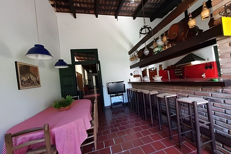 La Diferencia Casona 1894 Pileta y Viñedo